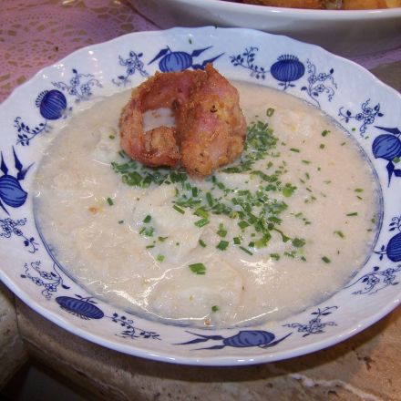 Blumenkohlsuppe mit gebackenem Blumenkohl