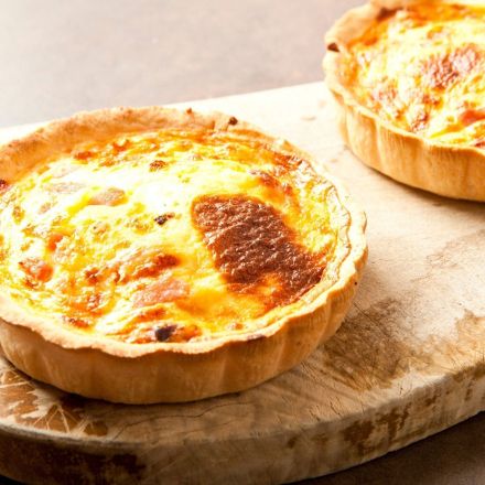Lachs-Gemüse-Quiche aus selbst gemachtem Quicheteig