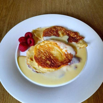 Apfelküchlein mit Vanillesoße