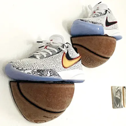 Mini-Regal aus Basketball bauen - Upcycling DIY