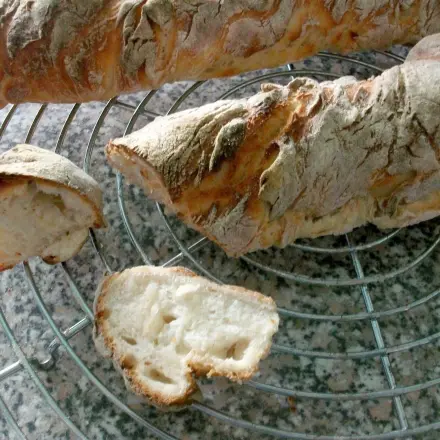 Wurzelbrot mit Weizenmehl