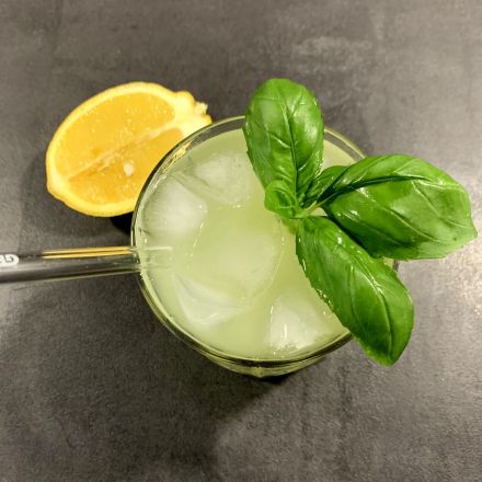 Gin Basil Smash