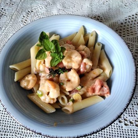 Garnelen in würziger Soße