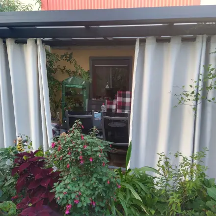 Günstiger und stabiler Sichtschutz für Terrasse und Balkon in 5 Minuten