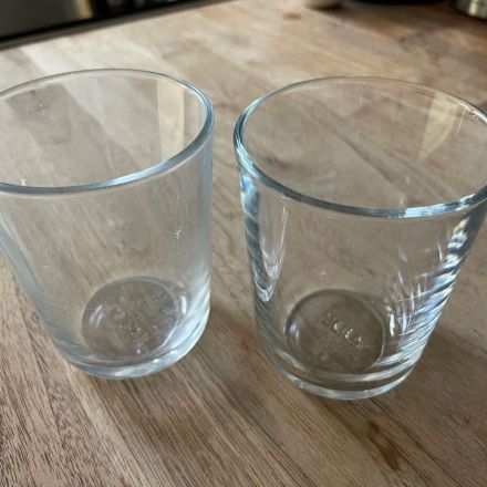 Matte Gläser & Geschirr in einem Spülgang wieder glänzend