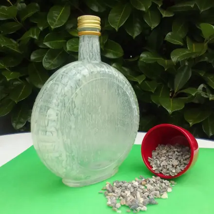 Glasflaschen einfach von innen reinigen