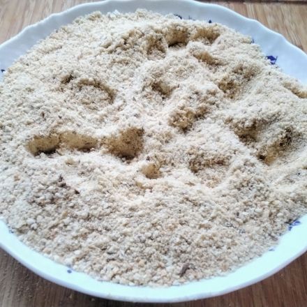 Semmelbrösel aus der Heißluftfritteuse