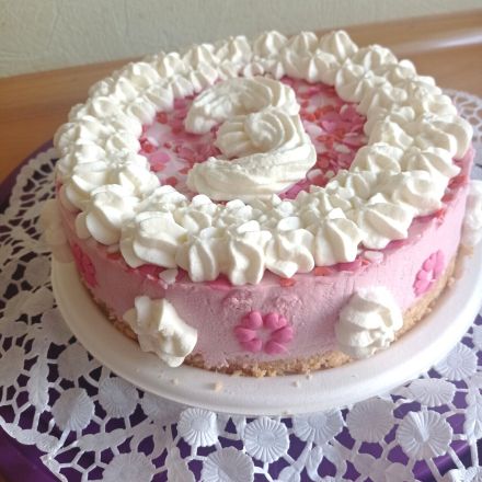 Süße Kirschtorte für Groß und Klein