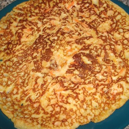 Möhren-Pfannkuchen mit Käse