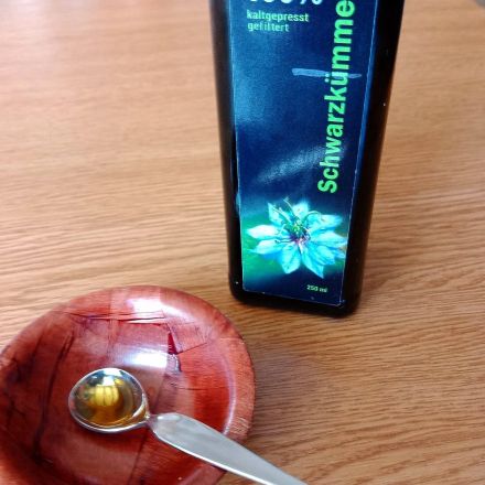 Hausmittel gegen Zecken – für Mensch & Tier