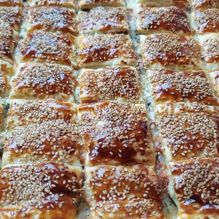 Party-Snack: Blätterteig mit Schinken und Käse