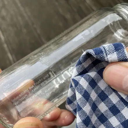 True Fruits Schrift entfernen