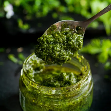 Petersilien-Walnuss-Pesto