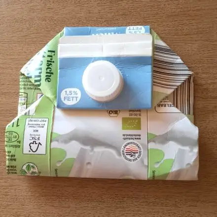 Tetrapak platzsparend entsorgen