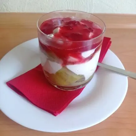 Rhabarber-Quark-Dessert