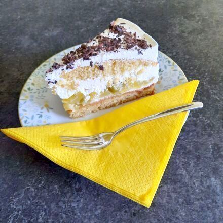 Stachelbeer-Schmand-Torte