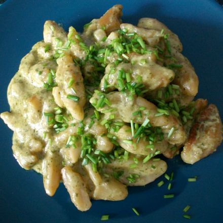 Orecchiette mit Sellerie-Walnuss-Pesto