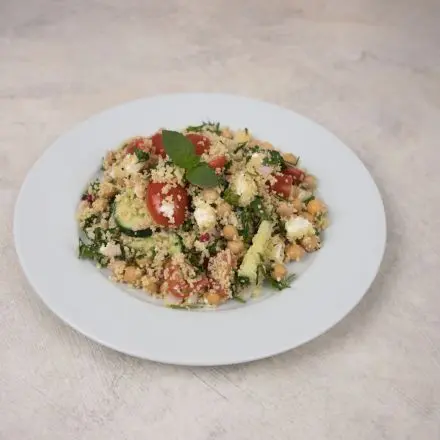 Couscoussalat mit Feta und Granatapfel