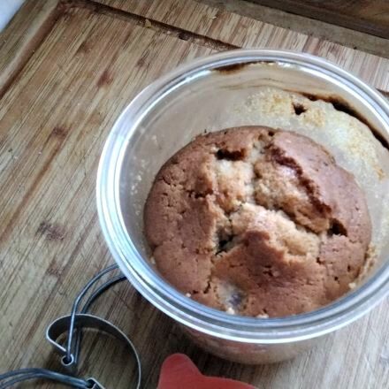 Kirschkuchen im Glas