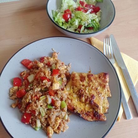 Gemüse-Reis-Pfanne mit Putenfilet (indische Art)