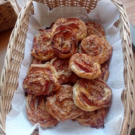 Schinken-Käse-Schnecken