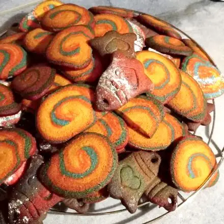 Regenbogen-Plätzchen