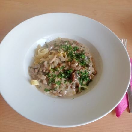 Tagliatelle mit Pilzrahmsoße
