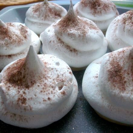 Baiser Busserl mit Schoko-Füllung