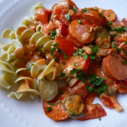 Bockwurstgulasch aus der DDR-Schulspeisung