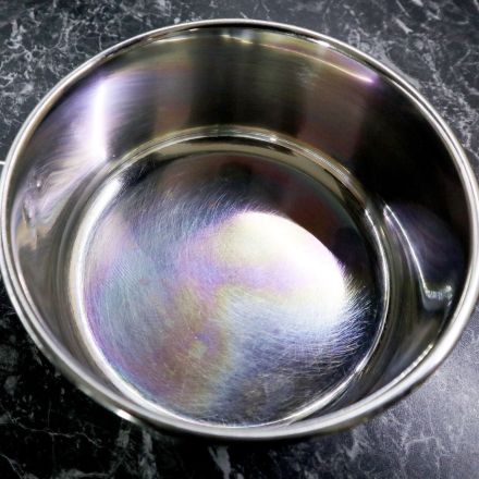 Karamellisierten Zucker aus Töpfen entfernen