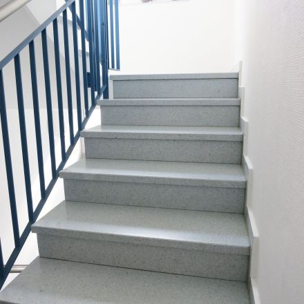 Treppe putzen