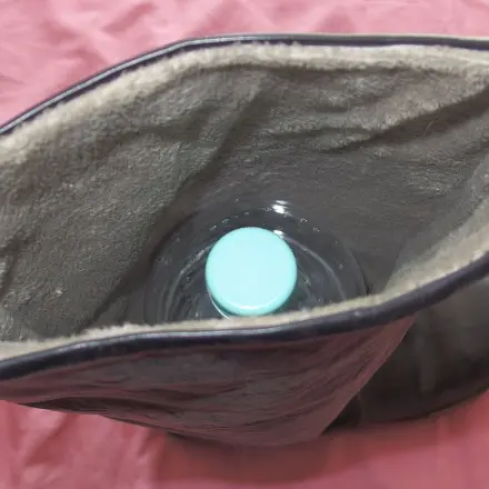 Flaschen als Stiefelspanner