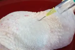 Gefl&uuml;gel & Fleisch mit mehr Geschmack durch "Gew&uuml;rzinjektion"