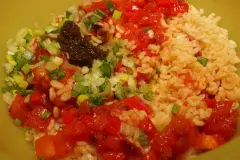 KISIR Salat mit Bulgur (Weizengr&uuml;tze)