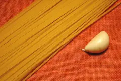 Spaghetti-Salat mit Knoblauch