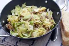 Wei&szlig;kohl-Hackfleisch-Topf