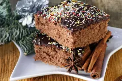 Saftiger Gew&uuml;rzkuchen nach Omas Rezept