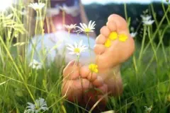 Nagelpilz mit Essig bek&auml;mpfen