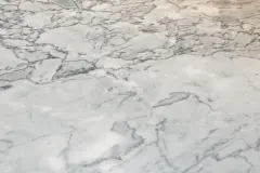 S&auml;uresch&auml;den auf Marmor mit Nassschleifpapier beheben