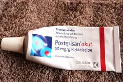 H&auml;morrhoiden-Creme gegen Tr&auml;nens&auml;cke