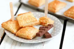 Bl&auml;tterteig mit Kinderschokolade