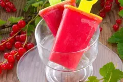 Wassereis f&uuml;r Kinder selber machen