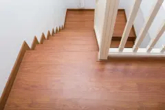 Laminat streifenfrei mit Klarsp&uuml;ler