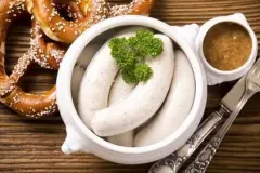 Bayerische Wei&szlig;wurst richtig zubereitet