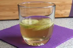 Wodka-Gurke: Wodka mit Gurkenwasser
