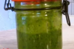 Pesto bleibt sch&ouml;n gr&uuml;n