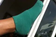S&ouml;ckchen tragen wie Sneaker Socken - damit sie nicht einschneiden
