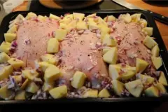 Weihnachtsg&auml;nsebrust mit Apfelrotkohl f&uuml;r 10 Personen