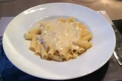 K&auml;seso&szlig;e f&uuml;r Pasta