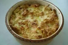 Herzhafter Nudelauflauf mit Schinken